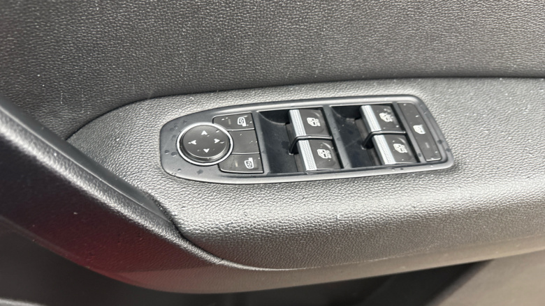 Renault Captur 1.6 E-Tech full hybrid 145 Rive Gauche 5dr Auto Hybrid Hatchback